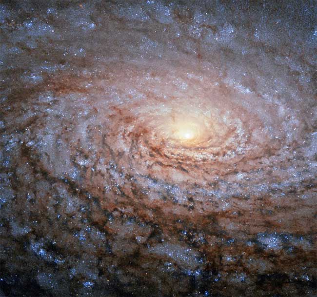 Picture 12 of The enchanting beauty of galaxies in the vast universe