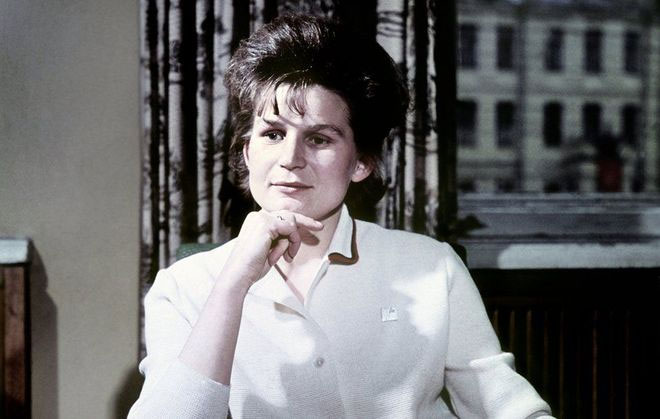 Picture 3 of The first female astronaut to fly into space and the suffocating journey almost never returned to Earth