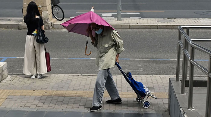 Picture 1 of The heat is increasing, millions of elderly people face danger