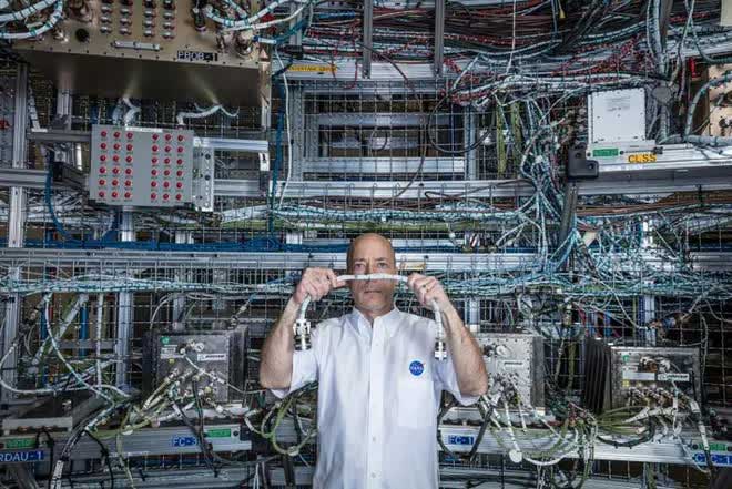 The 'hidden' power of NASA's biggest super rocket: Technical wonder! Picture 4