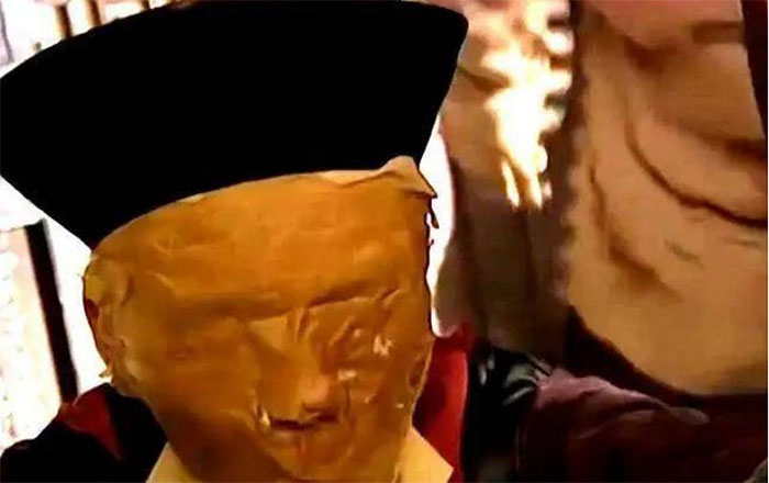 Picture 4 of The Imperial Concubine - A punishment with just a piece of paper but the brutality is no less than being executed by slicing