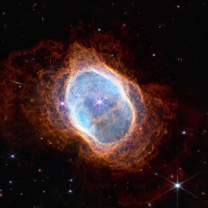 The James Webb and Hubble Telescopes: A Thoughtful Comparison! Picture 4