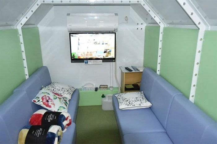 Picture 2 of The Japanese built an extremely comfortable nuclear bunker, placed right in the house