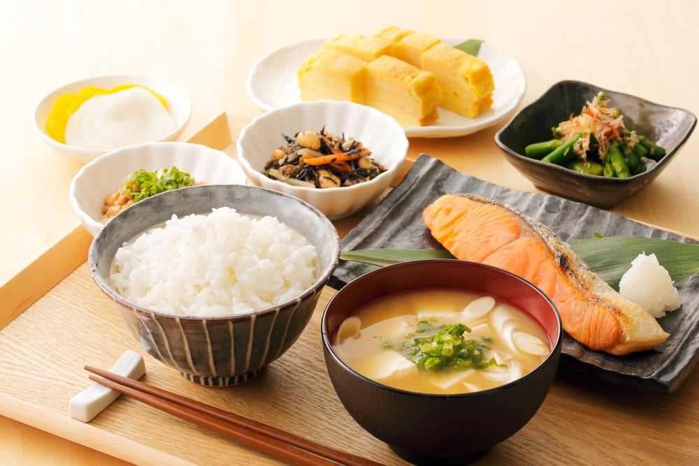 The Japanese do little exercise but still live long and stay in shape, what's the secret? Picture 3