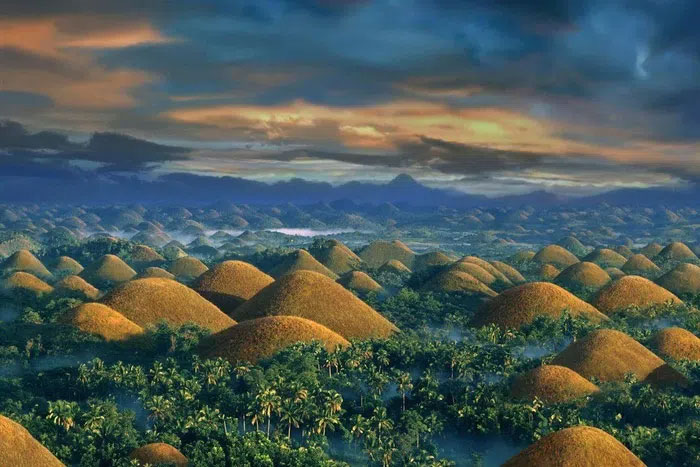 Picture 6 of The legend of the unique Chocolate Hills in the world, thought only on another planet