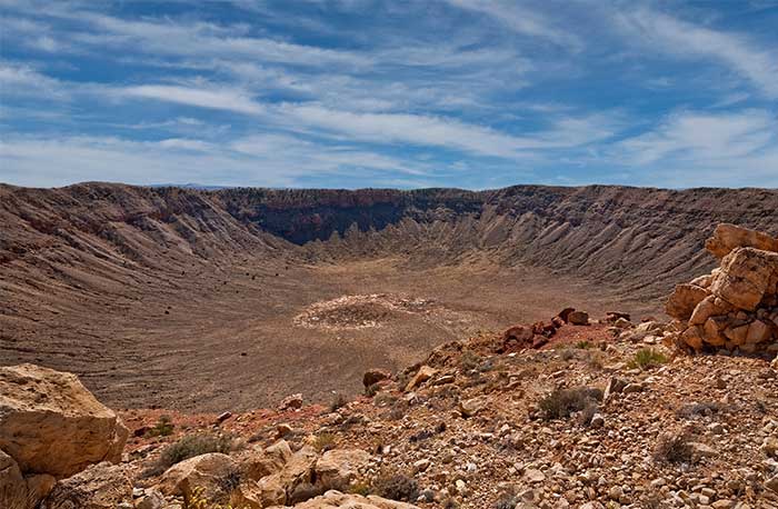 The meteorite that wiped out the dinosaurs created a 1.5km high wave, 30,000 times stronger than the strongest tsunami in history. Picture 1