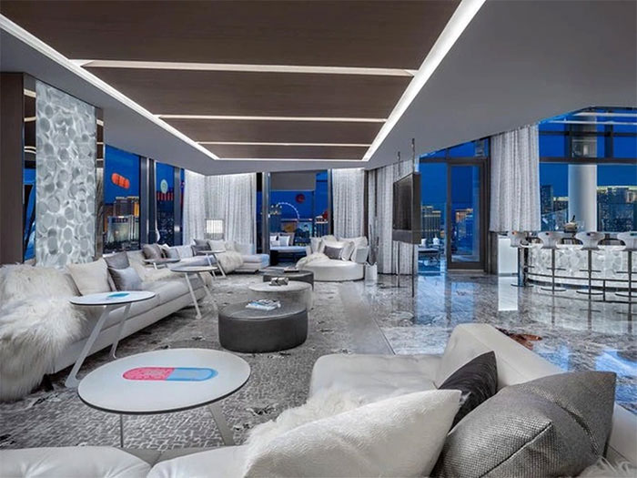 Picture 1 of The most luxurious hotel is 2.3 billion VND/night, only the 'super rich' can 'lower money'
