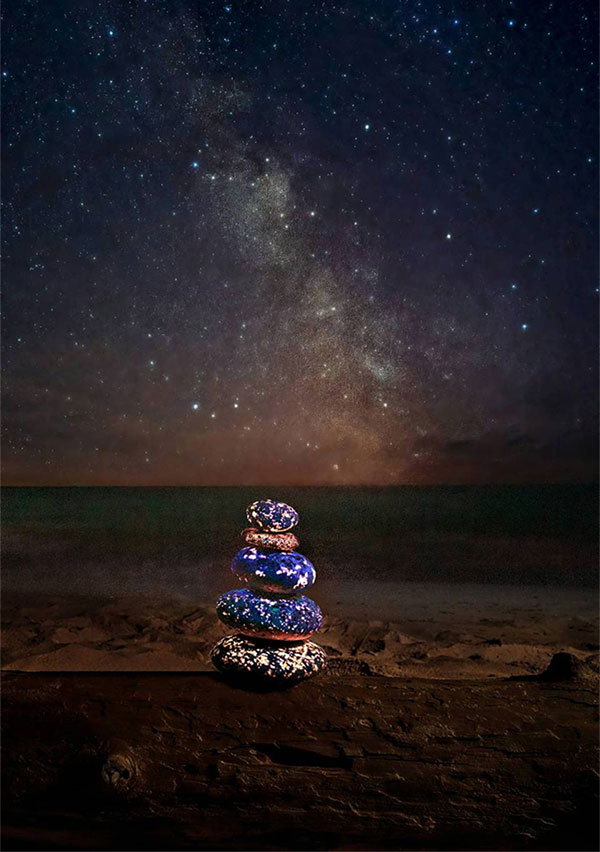 Picture 3 of The mystery of the stones glowing like fire in Lake Superior