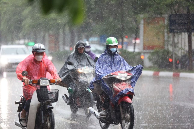 The North will welcome cold air this weekend, there may be thunderstorms on October 20 Picture 1