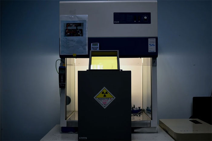 The only place to prepare radioactive drugs for cancer diagnosis in Vietnam Picture 3