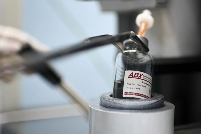 The only place to prepare radioactive drugs for cancer diagnosis in Vietnam Picture 6
