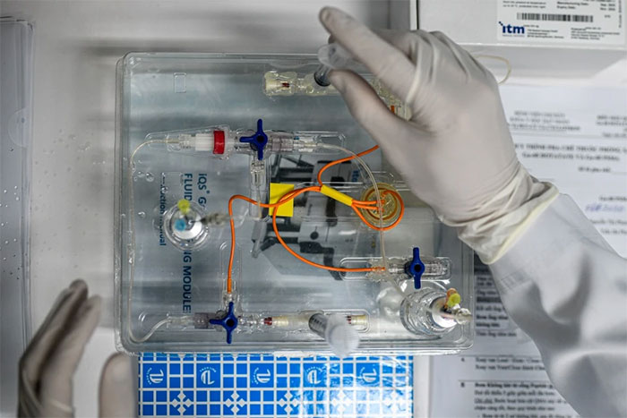 The only place to prepare radioactive drugs for cancer diagnosis in Vietnam Picture 9