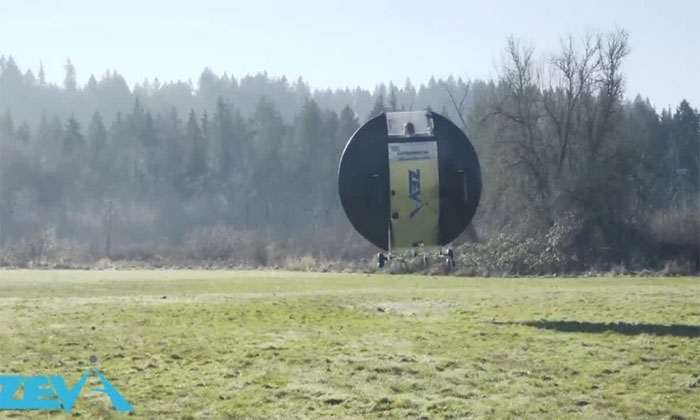 The personal flying saucer has successfully taken off Picture 1
