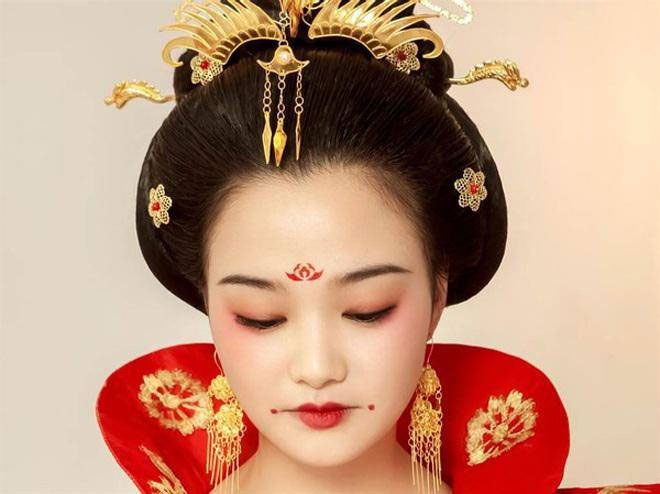 Picture 3 of The secret of 2 red dots on the corner of the mouth of the Tang Dynasty concubine