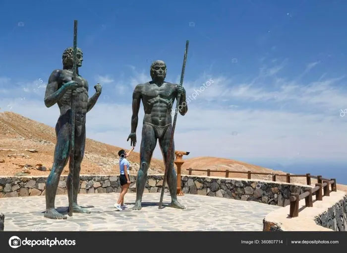 Picture 2 of The tragedy of the giant race on the Canary Islands