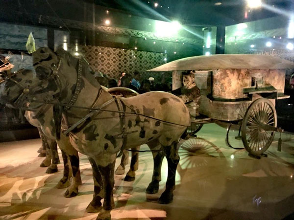 Picture 1 of The two largest bronze chariots in the tomb of Qin Shi Huang come to life incredibly