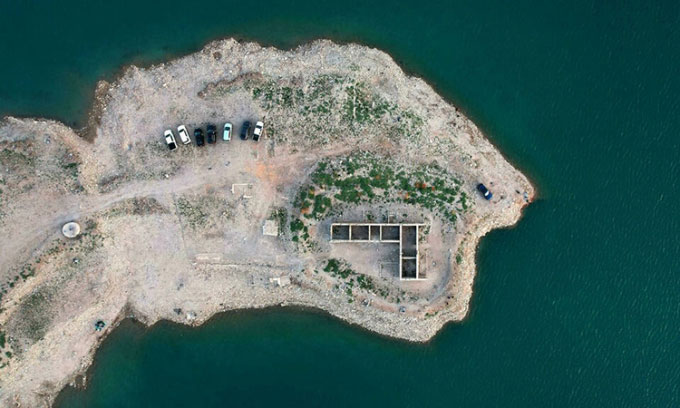 The village that was submerged for 36 years was discovered due to drought Picture 1
