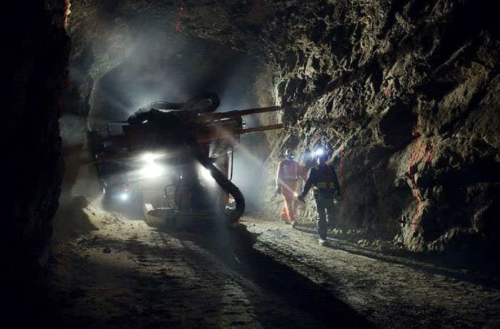 Picture 1 of The world's 'loneliest' gold mine: Surrounded by gold but no one is mining it, just mentioning it makes you shudder