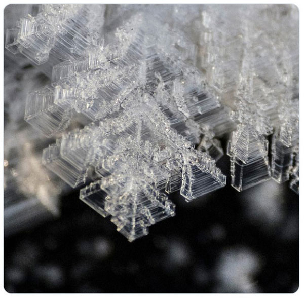 Picture 11 of These images depict the harshness of the Russian winter, yet they are incredibly beautiful.