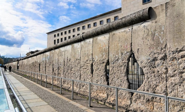 Things related to the Berlin Wall are rarely mentioned Picture 1