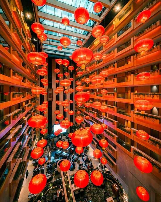 Picture 10 of This stunning urban set of photos explains why Hong Kong is known as the 'concrete jungle'