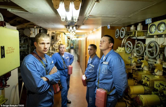 This working environment is harsher than on the space station, humans can only stay up to 90 days Picture 8