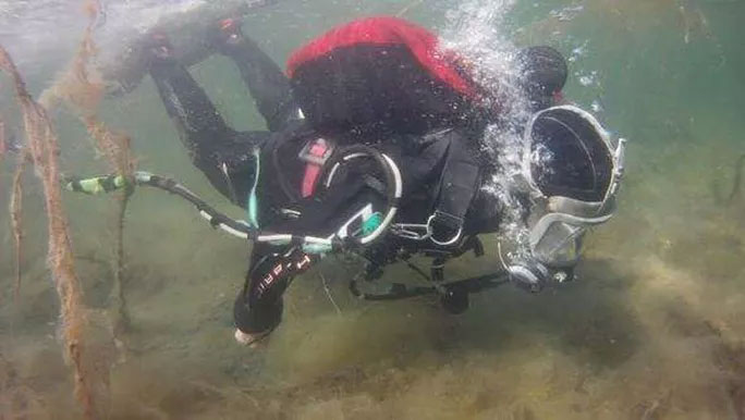 Picture 1 of 'Time reverse' technique reveals 800-year-old ghost ship mystery
