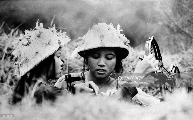 Picture 9 of Timeless historical photos of Vietnamese female soldiers.