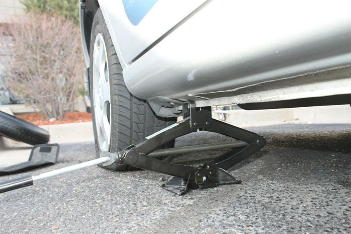 Picture 2 of Tire explosion due to hot road surface: What does the world recommend?
