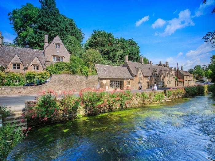 Top 12 most charming small towns in the world Picture 10