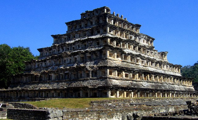 Picture 8 of Top 5 most mysterious pyramids in the world: Surprised that the Egyptian pyramids have no 'capacity'!