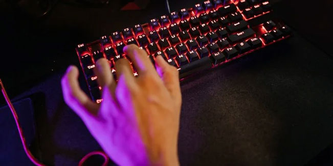 Top 6 ways to reduce the annoying click of a mechanical keyboard Picture 1