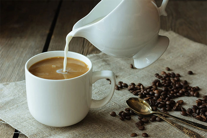 Picture 2 of Top 9 ways to prevent yellow teeth when drinking coffee