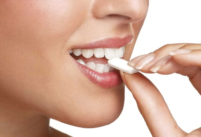Picture 3 of Top 9 ways to prevent yellow teeth when drinking coffee