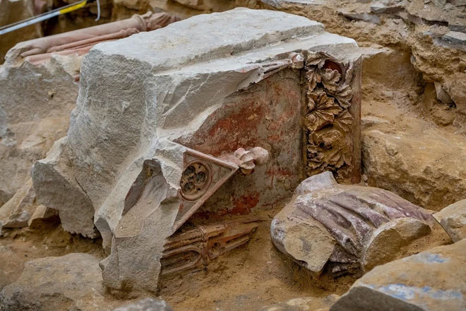 Picture 3 of Treasure found under Notre Dame Cathedral after shocking fire
