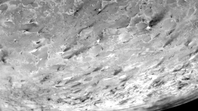 Unrevealed Facts About Triton - Neptune's Mysterious Moon Picture 3