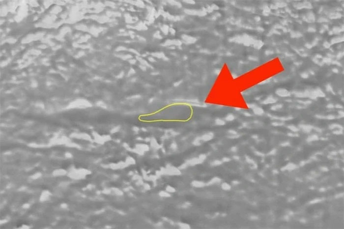 Picture 1 of Using radar waves, science surprises with what lies beneath the ice in Antarctica