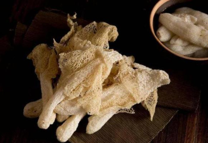 Picture 3 of Vietnam has a rare mushroom that only lasts 10 hours and is sought after by China: Priced at millions per kilo!