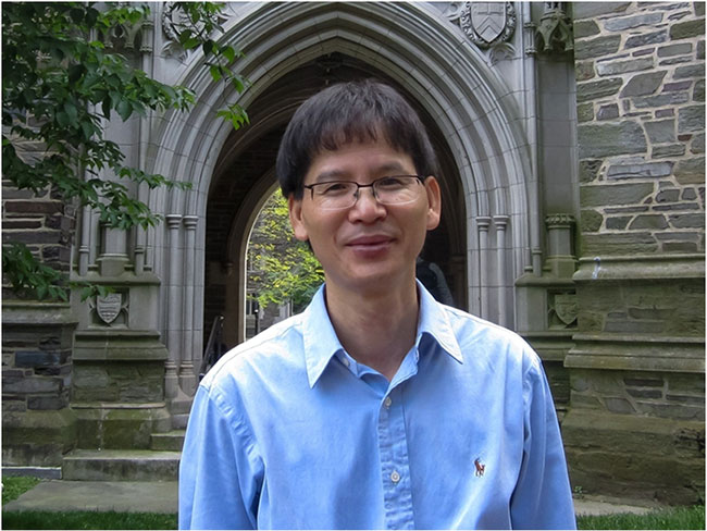Vietnamese mathematician makes dual discovery, helping US university maintain world leadership in algebra Picture 4