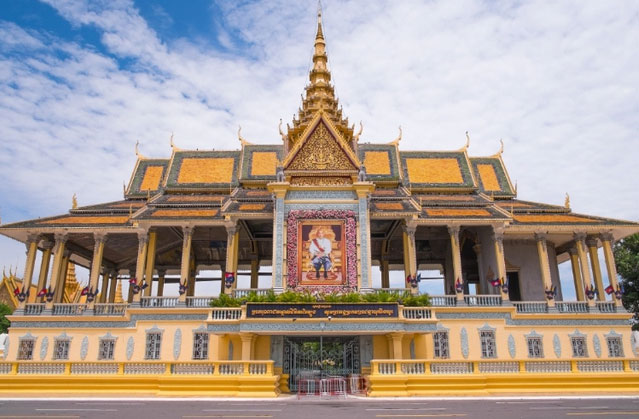 Picture 10 of Visit the palaces where the current kings and queens of the world are still living today