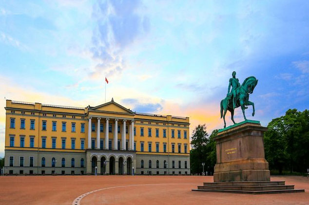 Picture 7 of Visit the palaces where the current kings and queens of the world are still living today