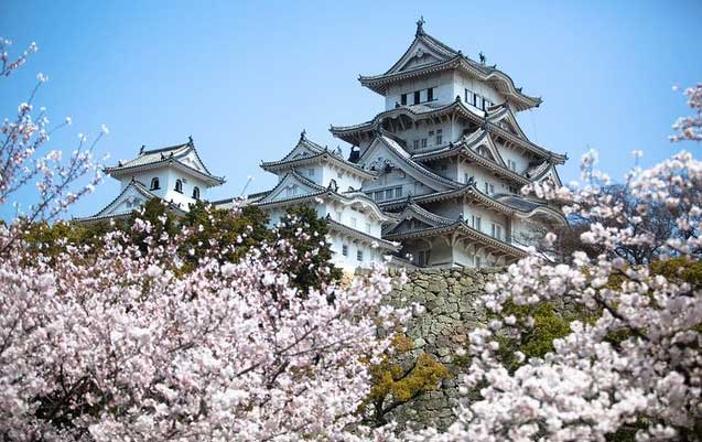 Picture 8 of Visit the palaces where the current kings and queens of the world are still living today