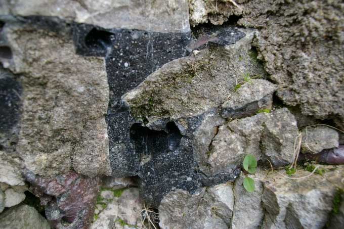 Picture 2 of Vitrified fortresses found in Europe