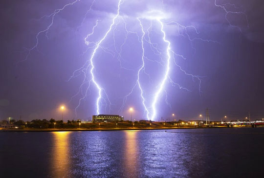 Picture 3 of What if you see lightning and hear thunder at the same time?