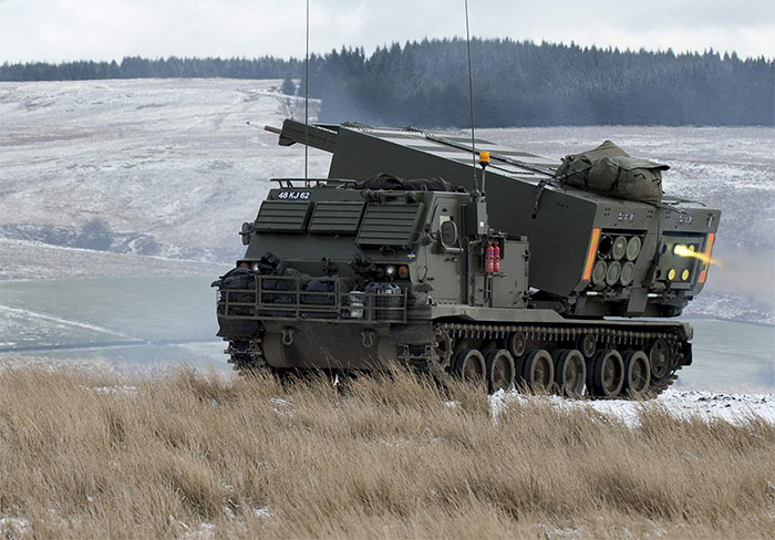 Picture 1 of What is special about the HIMARS rocket system?