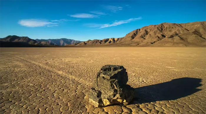 Picture 4 of What's inside Death Valley: Earth's hottest 'pan of fire', peaking at 54 degrees Celsius?