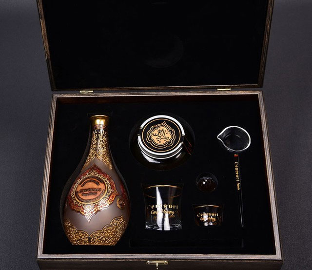 What's inside the most expensive honey on the planet? Picture 2