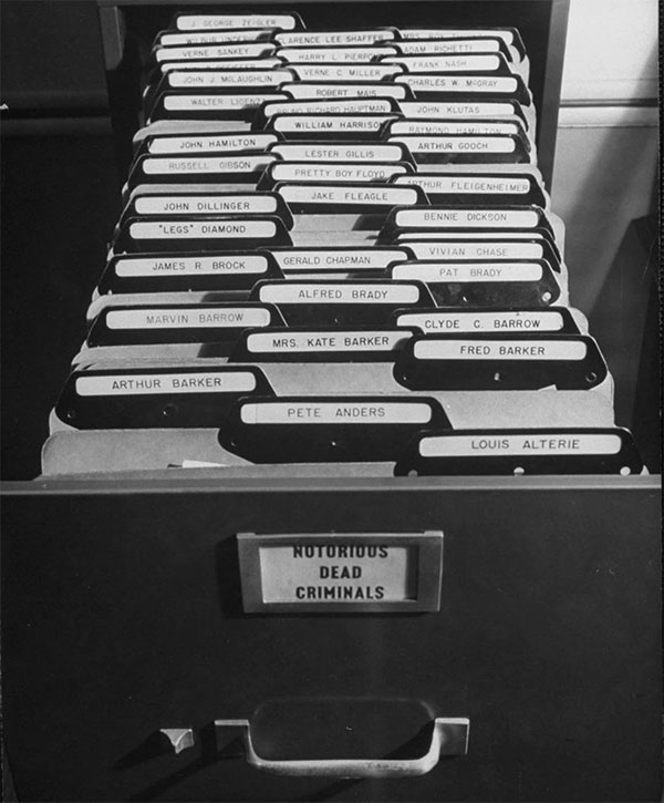 When there was no computer, how did the FBI match fingerprints? Picture 4