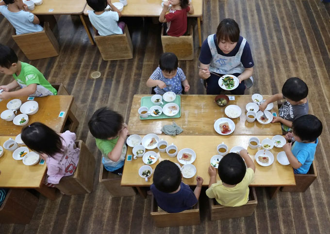 Picture 1 of Why are Japanese people less obese?