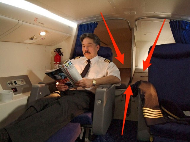 Picture 1 of Why can pilots comfortably sleep while the plane is full of passengers?